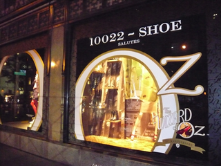 Illustration for article titled Ruby Slipper Party: Celebrities, Booze & Shoes, Oh My